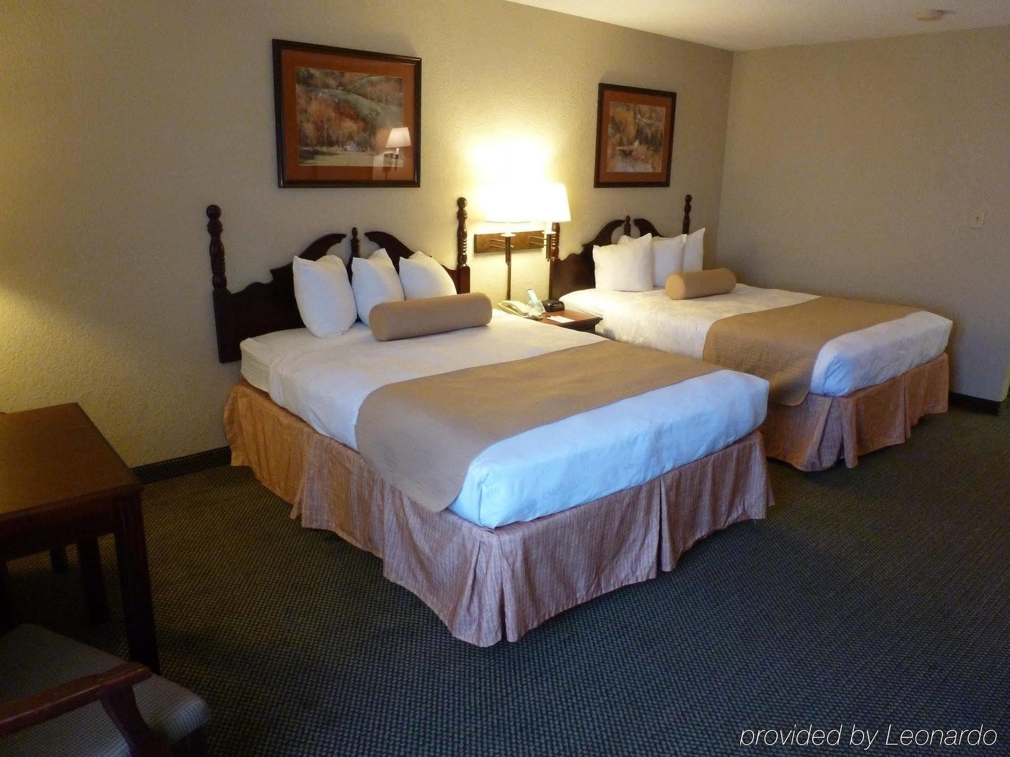 Holiday Inn Express & Suites Evansville North By Ihg Warrenton Kamer foto