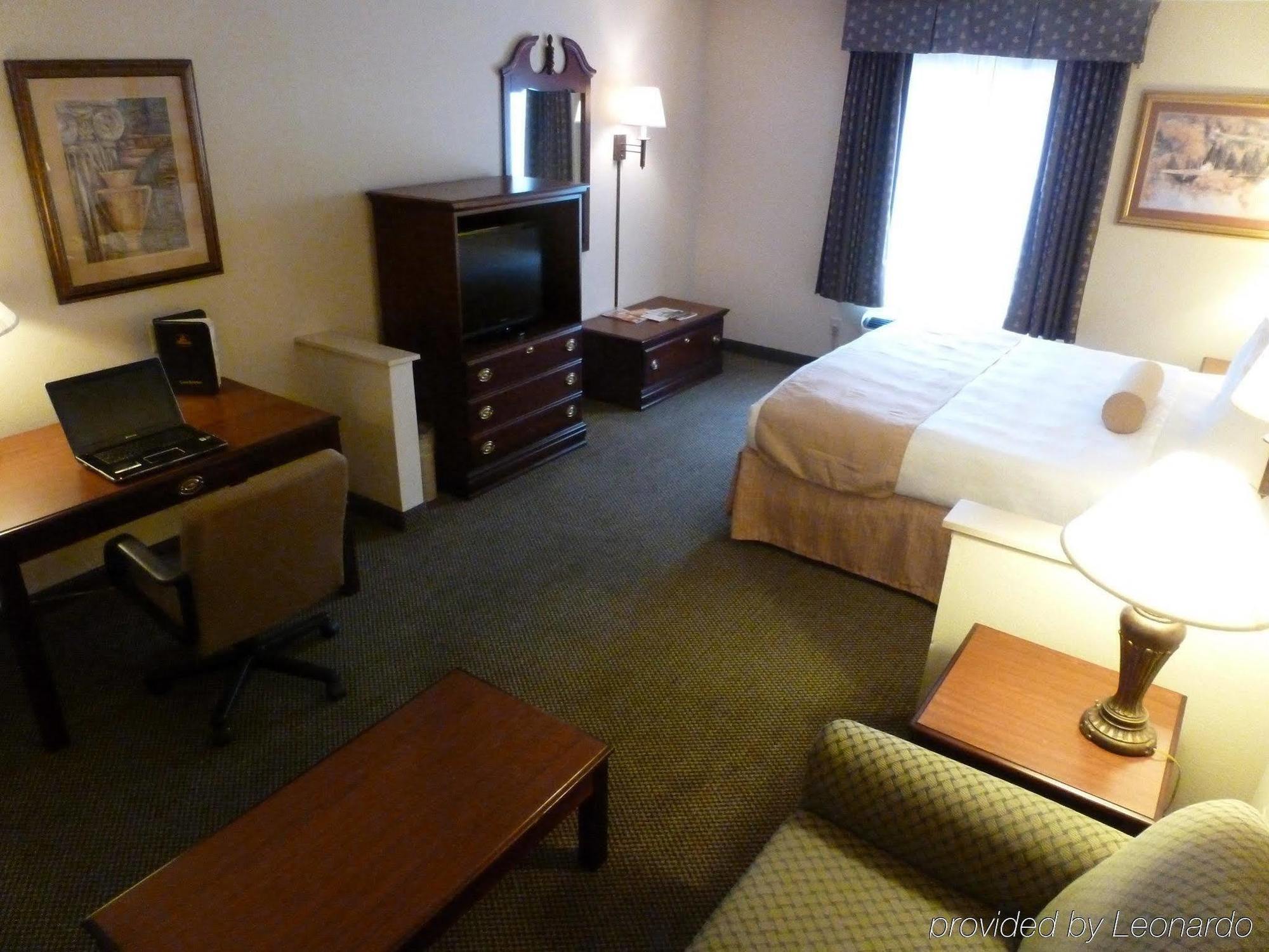 Holiday Inn Express & Suites Evansville North By Ihg Warrenton Kamer foto